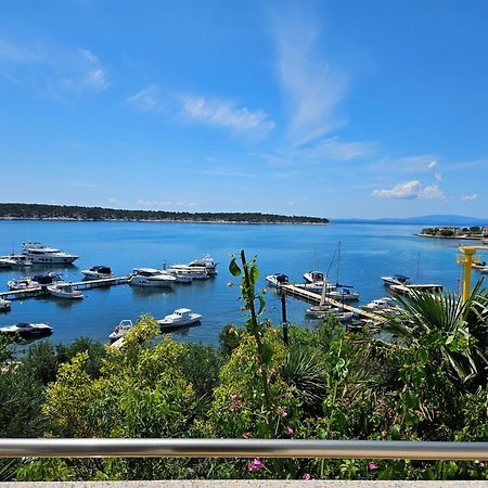 Paradise House At Sea Rab Town Esterno foto