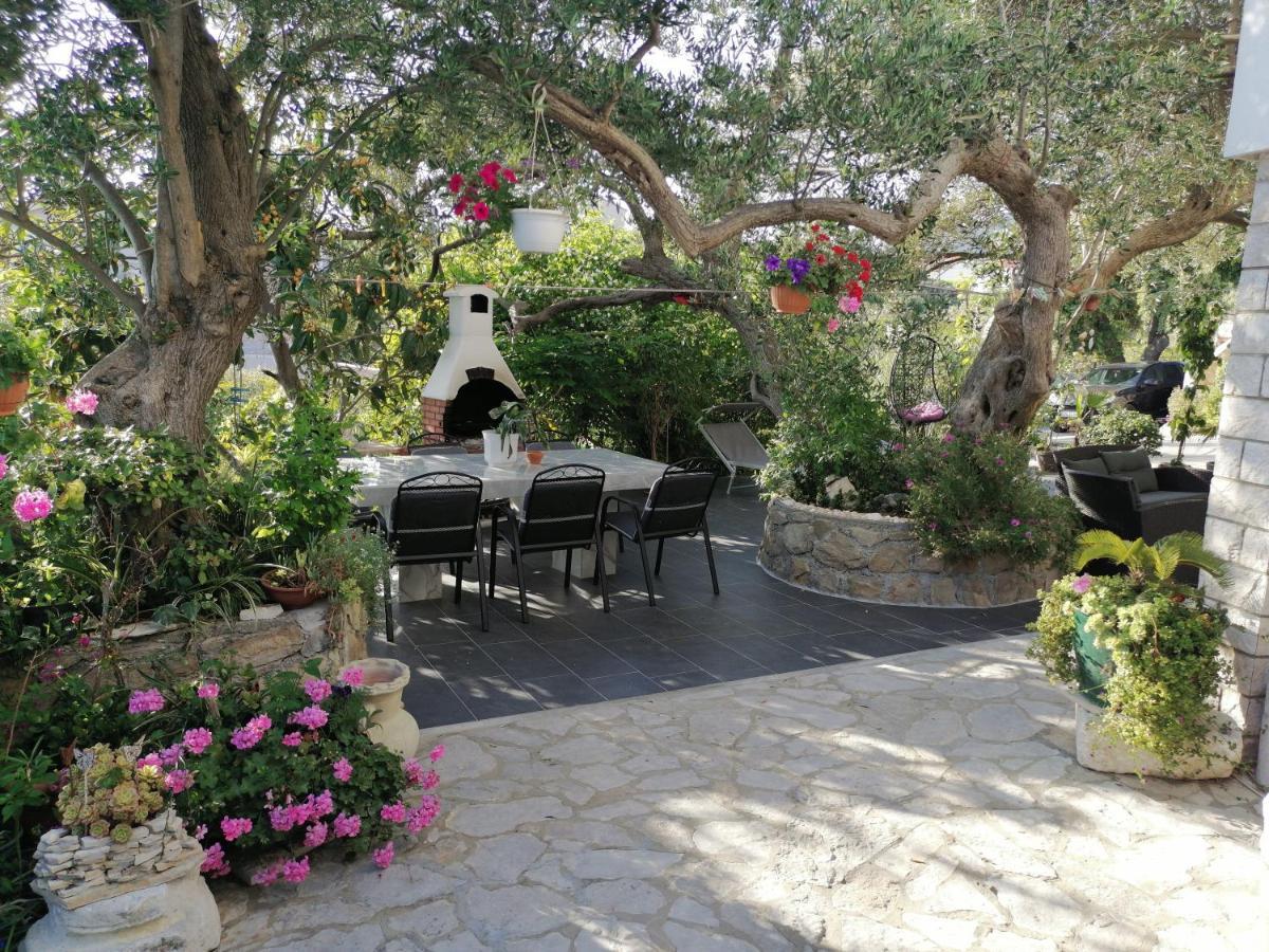 Paradise House At Sea Rab Town Esterno foto